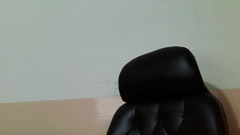 Snapshot of burlymonster chatting on 28, 1, 2025 Hairy Arabian online show from 28, 1, 2025