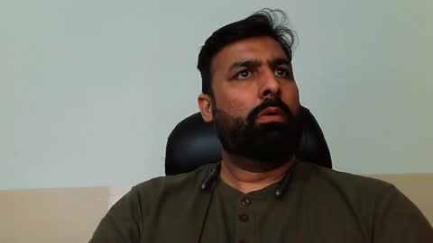 Snapshot of burlymonster chatting on 4, 2, 2025 Hairy Arabian online show from 4, 2, 2025