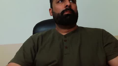 Snapshot of burlymonster chatting on 5, 2, 2025 Hairy Arabian online show from 5, 2, 2025