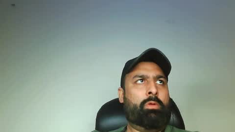 Snapshot of burlymonster chatting on 8, 2, 2025 Hairy Arabian online show from 8, 2, 2025