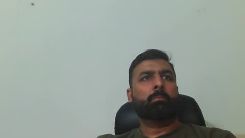 Snapshot of burlymonster chatting on 17, 2, 2025 Hairy Arabian online show from 17, 2, 2025