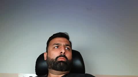 Snapshot of burlymonster chatting on 19, 2, 2025 Hairy Arabian online show from 19, 2, 2025