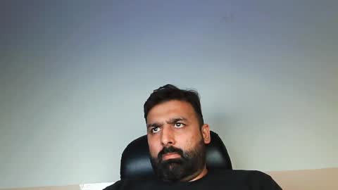 Snapshot of burlymonster chatting on 20, 2, 2025 Hairy Arabian online show from 20, 2, 2025