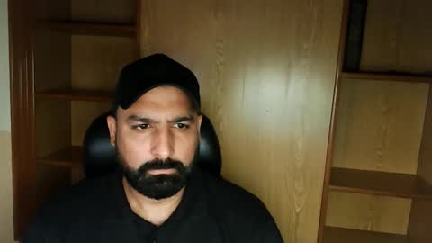 Snapshot of burlymonster chatting on 13, 9, 2025 Hairy Arabian online show from 13, 9, 2025