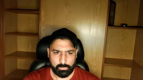 Snapshot of burlymonster chatting on 14, 9, 2025 Hairy Arabian online show from 14, 9, 2025