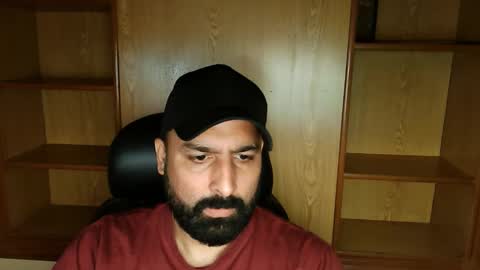 Snapshot of burlymonster chatting on 18, 9, 2025 Hairy Arabian online show from 18, 9, 2025