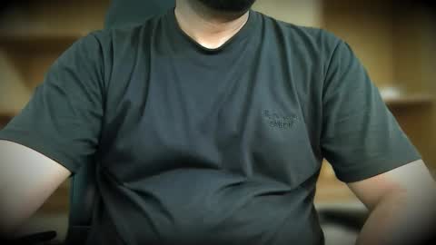 Snapshot of burlymonster chatting on 25, 9, 2025 Hairy Arabian online show from 25, 9, 2025