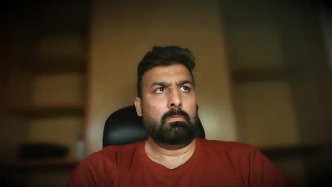 Snapshot of burlymonster chatting on 2, 10, 2025 Hairy Arabian online show from 2, 10, 2025