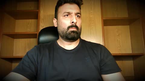 Snapshot of burlymonster chatting on 6, 10, 2025 Hairy Arabian online show from 6, 10, 2025