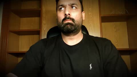 Snapshot of burlymonster chatting on 8, 10, 2025 Hairy Arabian online show from 8, 10, 2025