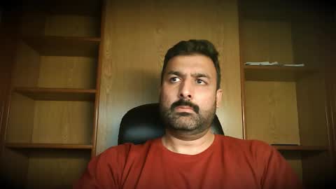 Snapshot of burlymonster chatting on 17, 10, 2025 Hairy Arabian online show from 17, 10, 2025