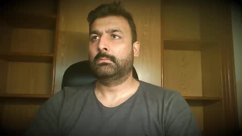 Snapshot of burlymonster chatting on 22, 10, 2025 Hairy Arabian online show from 22, 10, 2025