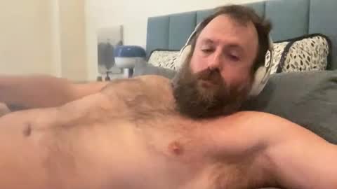 Snapshot of burlypup chatting on 1, 2, 2025 burlypup burlypup929 online show from 1, 2, 2025