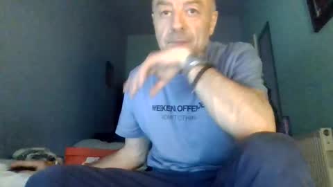 burnleyguy1977 online show from 8, 6, 2026