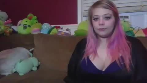 Snapshot of burnthemail chatting on 15, 12, 2024 lilly online show from 15, 12, 2024