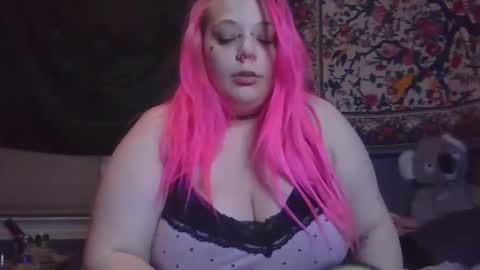 Snapshot of burnthemail chatting on 3, 2, 2025 lilly online show from 3, 2, 2025