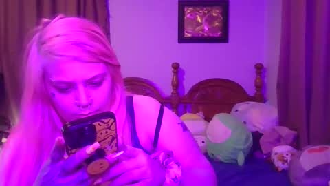 Snapshot of burnthemail chatting on 15, 2, 2025 lilly online show from 15, 2, 2025