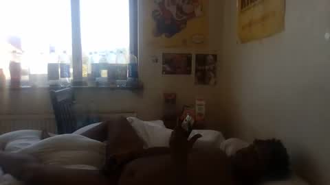 Snapshot of bustabunny chatting on 29, 9, 2025 Richabus2 online show from 29, 9, 2025