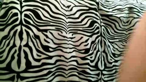 bustinfree online show from 19, 10, 2025