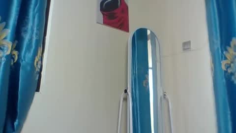 Snapshot of busty_love22 chatting on 23, 3, 2026 busty_love22 online show from 23, 3, 2026