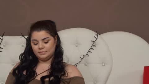 Snapshot of busty_madison chatting on 12, 12, 2024 busty_madison online show from 12, 12, 2024