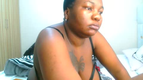 busty_mellons69 online show from 17, 5, 2026