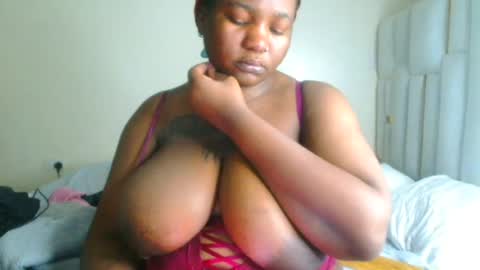 Snapshot of busty_mellons69 chatting on 15, 6, 2026 busty_mellons69 online show from 15, 6, 2026