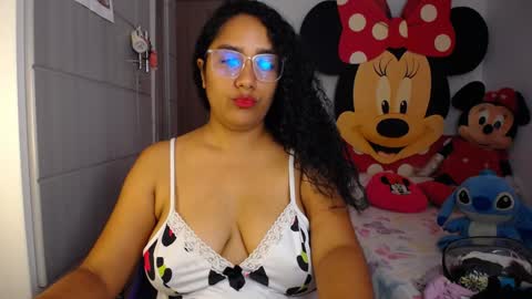 Nahiara online show from 4, 2, 2025