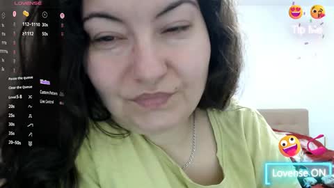 Snapshot of bustyemma chatting on 8, 3, 2026 Emma online show from 8, 3, 2026