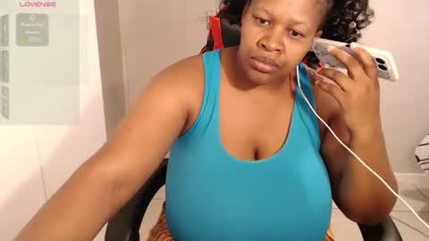Snapshot of bustylisa85 chatting on 12, 2, 2025 lisa online show from 12, 2, 2025
