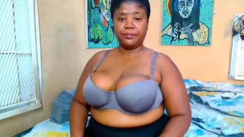 BUSTYQUEENB online show from 19, 3, 2026