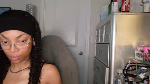 butterfly booty online show from 31, 5, 2026