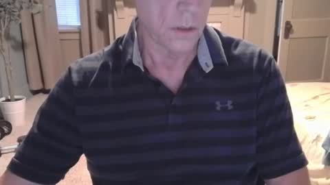 Snapshot of buttnakedfun954737 chatting on 2, 6, 2026 Miles online show from 2, 6, 2026