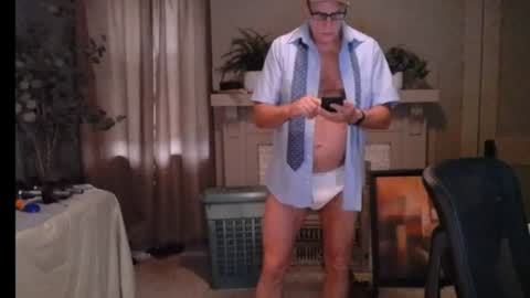 Snapshot of buttnakedfun954737 chatting on 29, 6, 2026 Miles online show from 29, 6, 2026