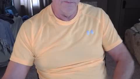 Snapshot of buttnakedfun954737 chatting on 26, 7, 2026 Miles online show from 26, 7, 2026