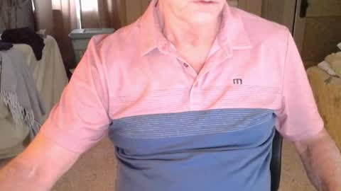 Snapshot of buttnakedfun954737 chatting on 28, 7, 2026 Miles online show from 28, 7, 2026