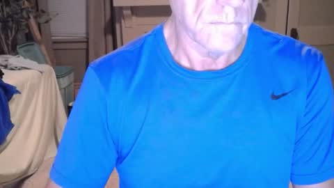 Snapshot of buttnakedfun954737 chatting on 9, 8, 2026 Miles online show from 9, 8, 2026