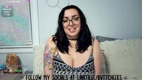 bvttcheeks00 online show from 25, 9, 2025