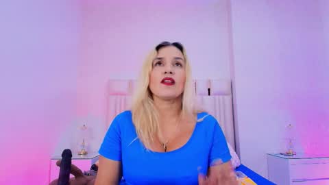 Snapshot of c_fox_ chatting on 3, 3, 2026 Carolina online show from 3, 3, 2026