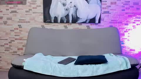 Snapshot of c_ooll01 chatting on 4, 10, 2025 Alexis Eric - Independent Model online show from 4, 10, 2025