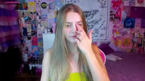 Emily  online show from 6, 11, 2025