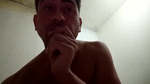 Snapshot of caarlos420 chatting on 12, 9, 2025 caarlos420 online show from 12, 9, 2025