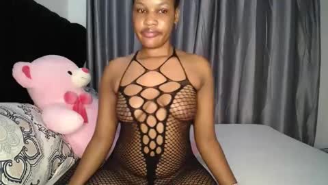 Snapshot of cadercey_kimmy01 chatting on 17, 2, 2025 EVA online show from 17, 2, 2025