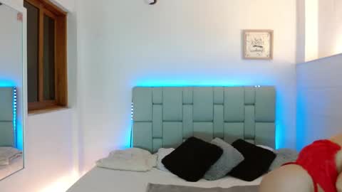 Cailyn Independent model online show from 2, 12, 2025