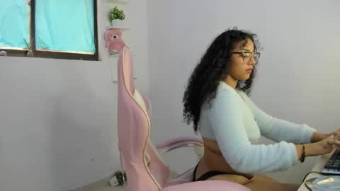 karina online show from 11, 10, 2025