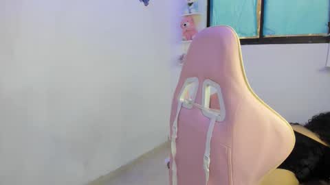 karina online show from 5, 11, 2025