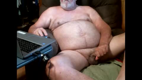 Snapshot of cajungrey75 chatting on 29, 12, 2024 cajungrey online show from 29, 12, 2024