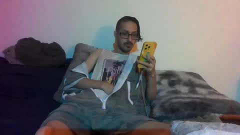 Snapshot of cal_xxx chatting on 15, 9, 2025 Cal XXX online show from 15, 9, 2025