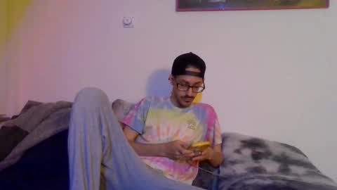 Snapshot of cal_xxx chatting on 25, 9, 2025 Cal XXX online show from 25, 9, 2025