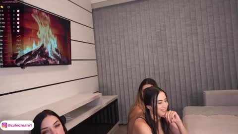 https online show from 10, 11, 2025